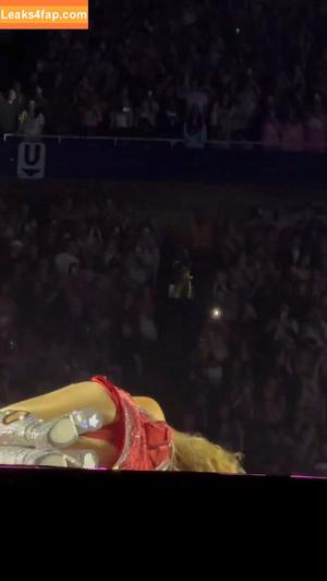 Sabrina Carpenter photo #3880