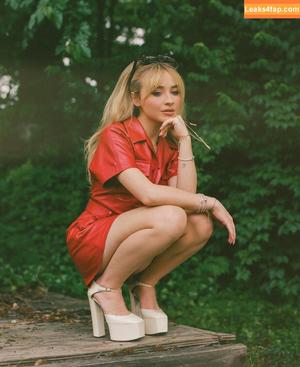 Sabrina Carpenter photo #3930