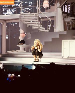 Sabrina Carpenter photo #3984