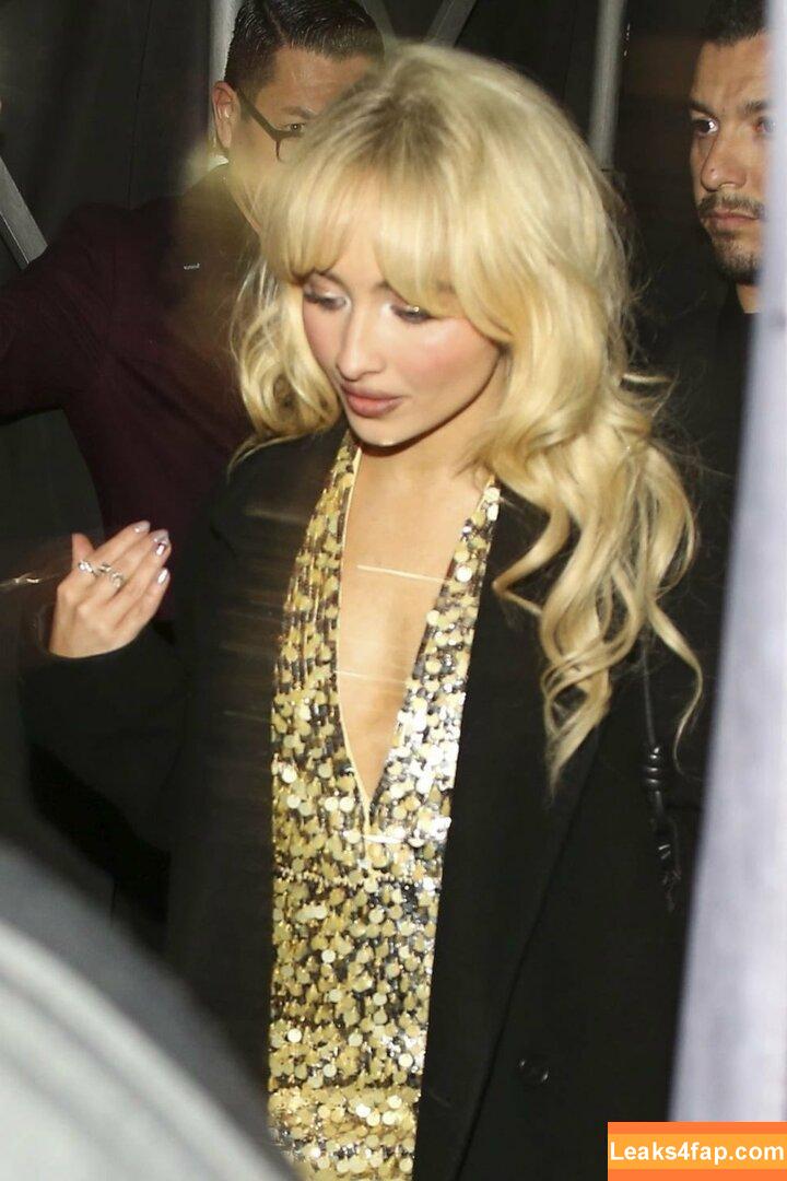 Sabrina Carpenter / https: / sabrinacarpenter leaked photo photo #4041