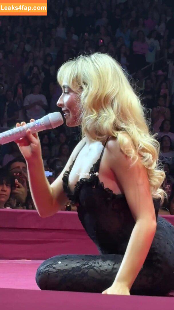 Sabrina Carpenter / https: / sabrinacarpenter leaked photo photo #4067