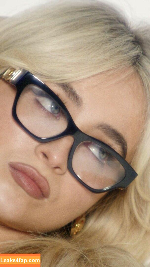 Sabrina Carpenter / sabrinacarpenter leaked photo photo #4198