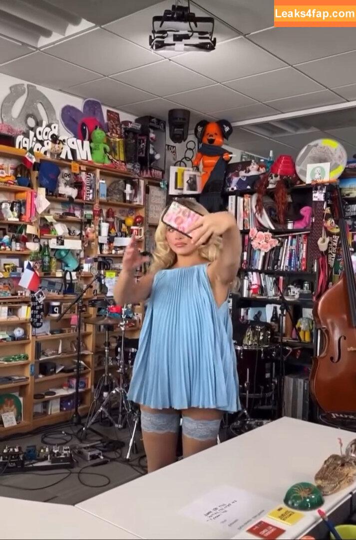 Sabrina Carpenter / sabrinacarpenter leaked photo photo #4300