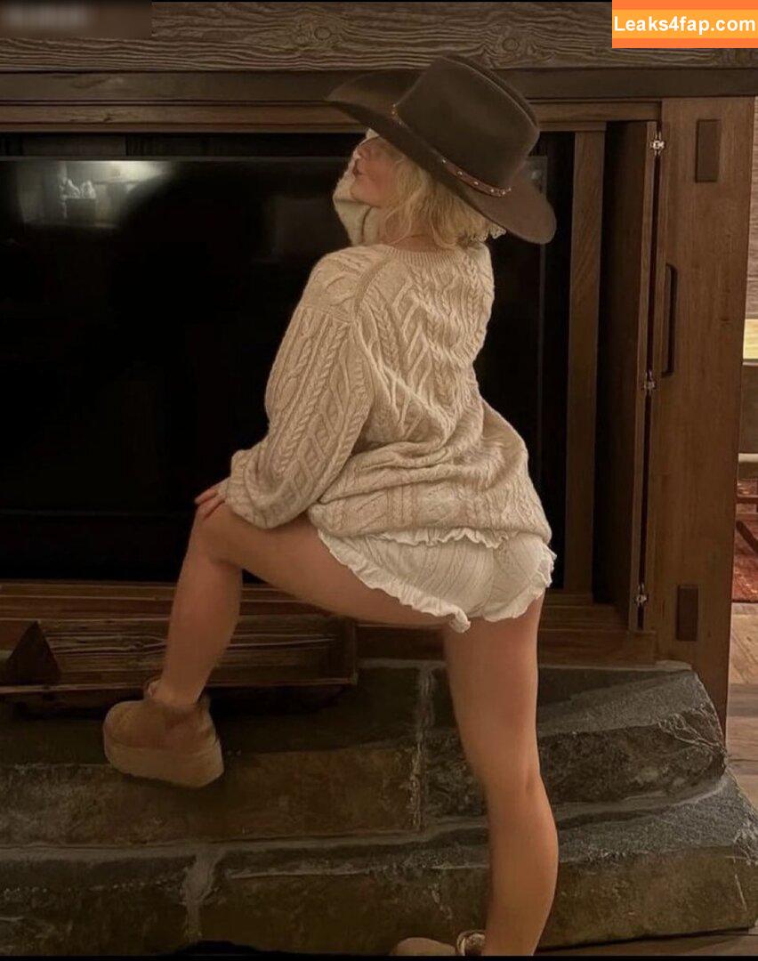 Sabrina Carpenter / sabrinacarpenter leaked photo photo #4382