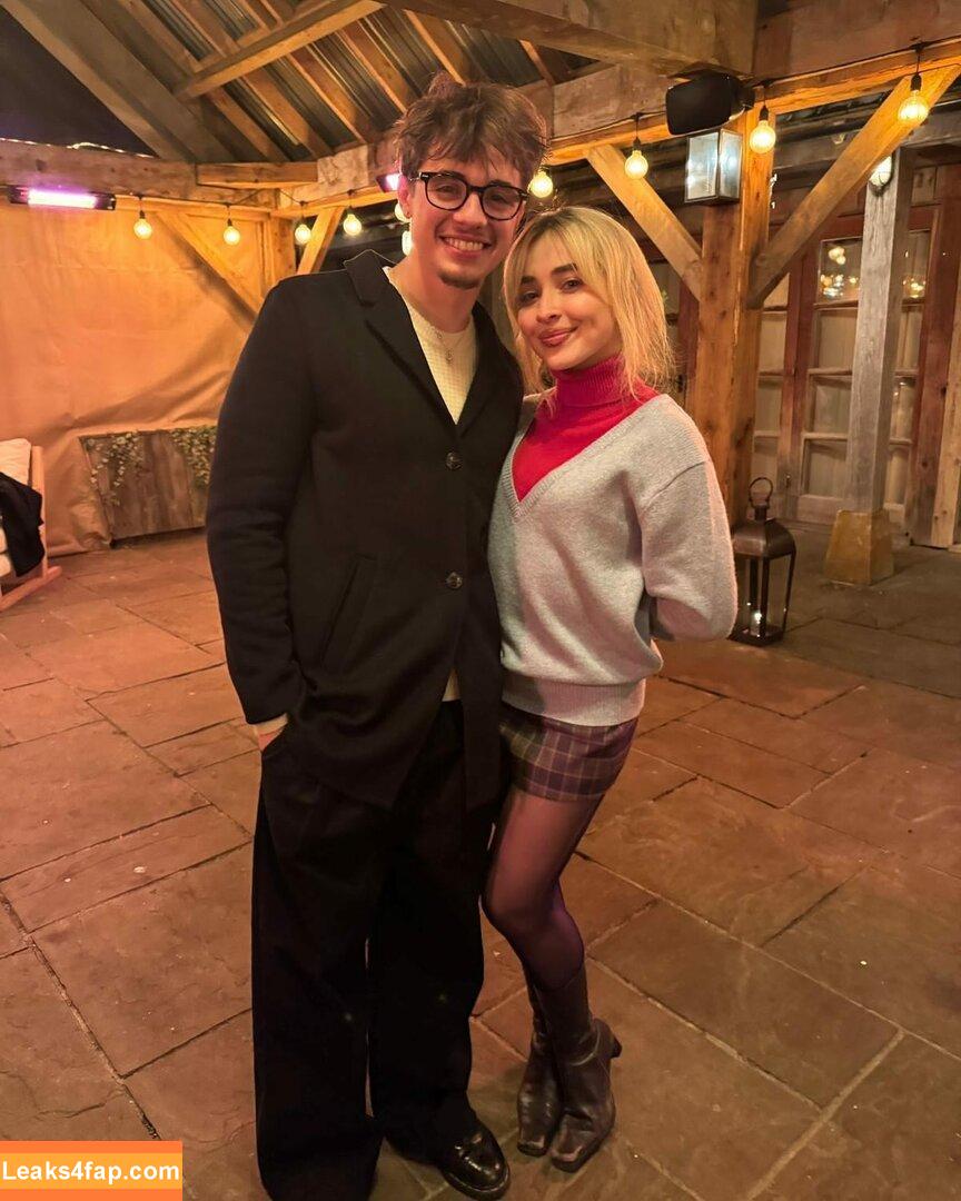 Sabrina Carpenter / sabrinacarpenter leaked photo photo #4397