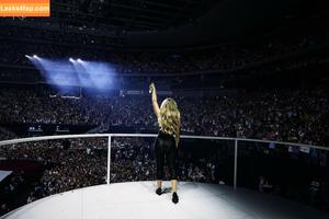 Sabrina Carpenter photo #4006