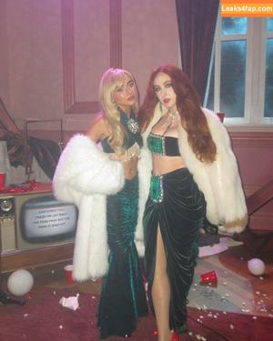 Sabrina Carpenter photo #4166