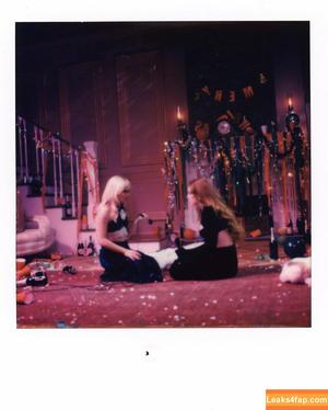 Sabrina Carpenter photo #4173