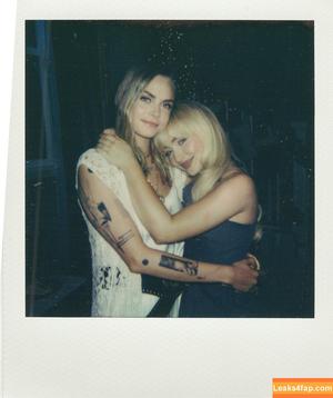 Sabrina Carpenter photo #4176