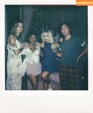 Sabrina Carpenter photo #4179