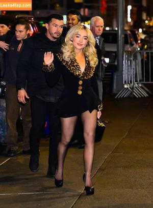 Sabrina Carpenter photo #4214