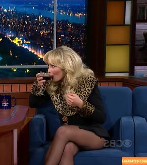 Sabrina Carpenter photo #4265