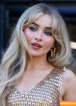 Sabrina Carpenter photo #4352