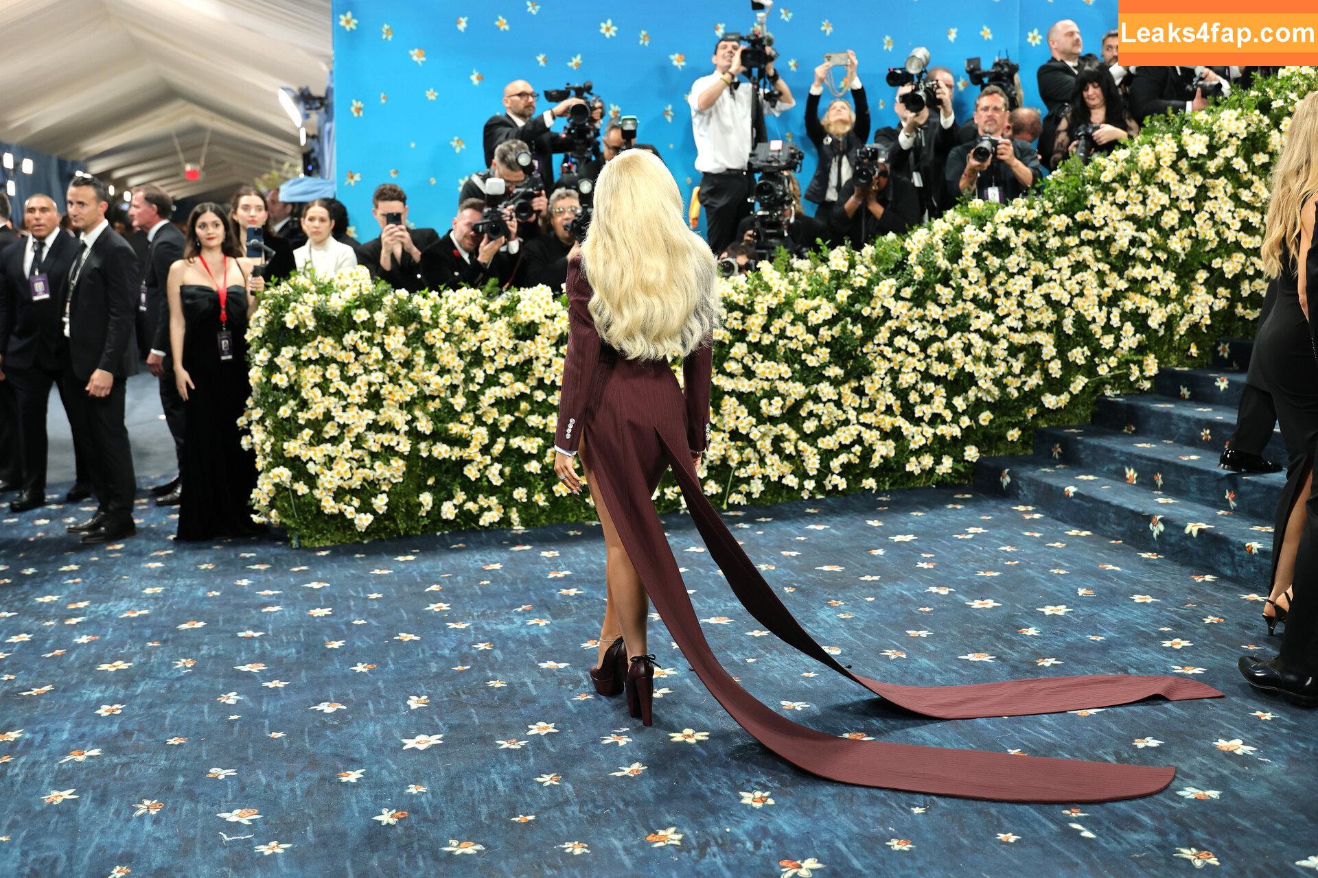 Sabrina Carpenter / sabrinacarpenter leaked photo photo #5053
