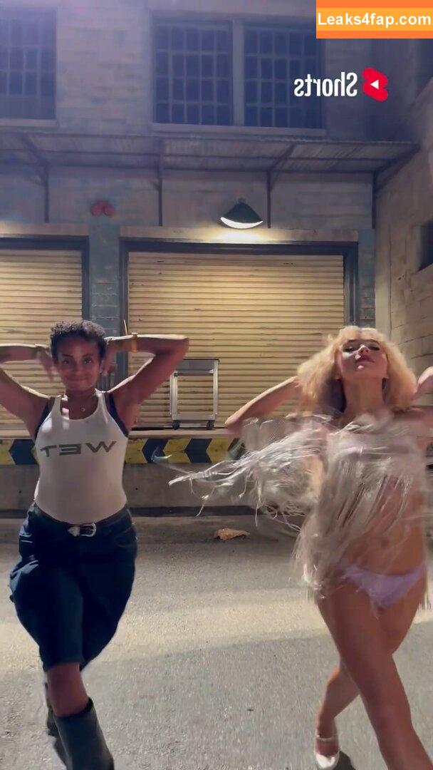 Sabrina Carpenter / sabrinacarpenter leaked photo photo #5219