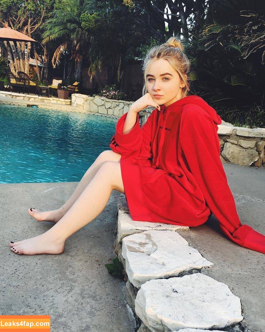 Sabrina Carpenter / sabrinacarpenter leaked photo photo #5437