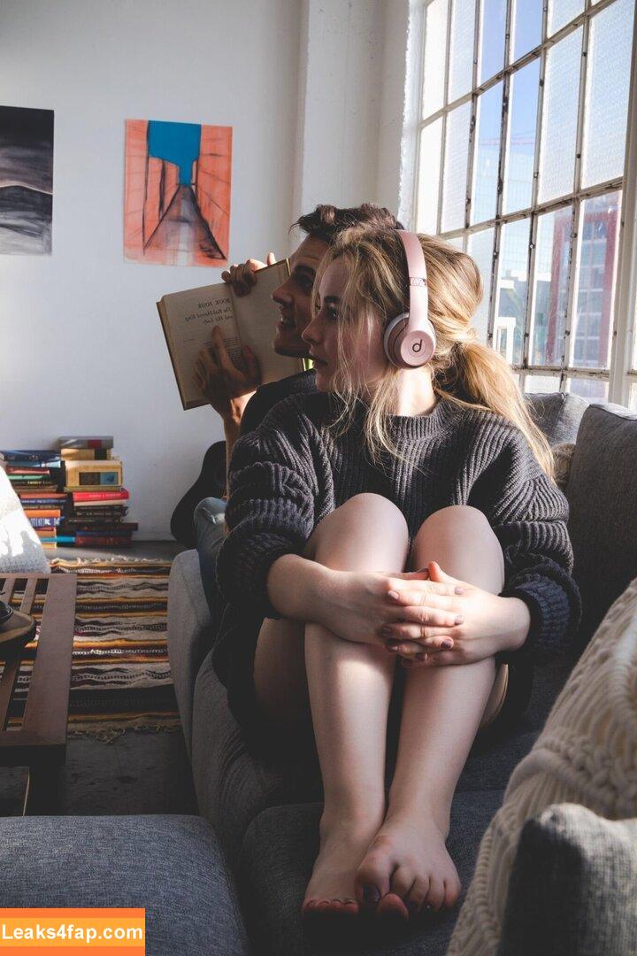 Sabrina Carpenter / sabrinacarpenter leaked photo photo #5438