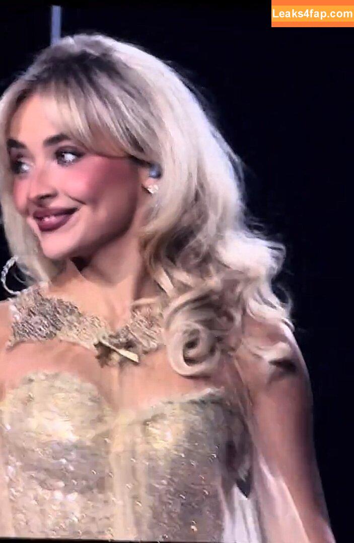 Sabrina Carpenter / https: / sabrinacarpenter leaked photo photo #5455