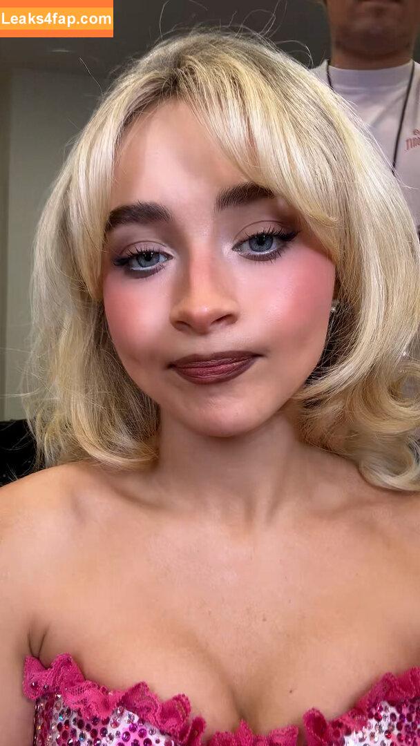 Sabrina Carpenter / https: / sabrinacarpenter leaked photo photo #5467