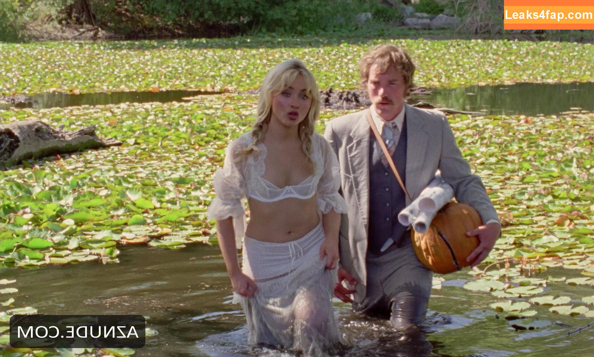 Sabrina Carpenter / https: / sabrinacarpenter leaked photo photo #5537