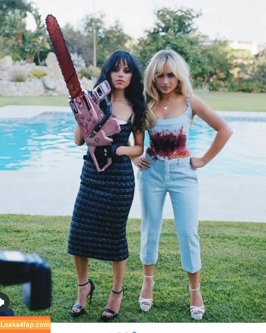 Sabrina Carpenter / https: / sabrinacarpenter leaked photo photo #5630