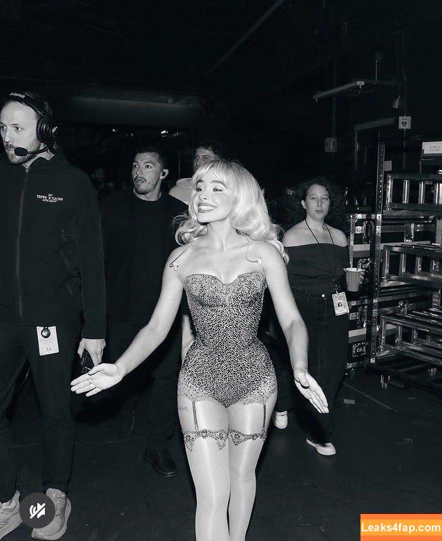 Sabrina Carpenter / https: / sabrinacarpenter leaked photo photo #5634