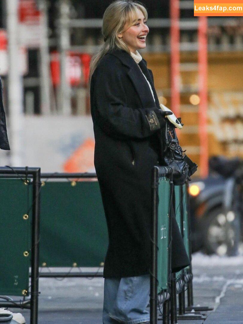 Sabrina Carpenter / https: / sabrinacarpenter leaked photo photo #5691