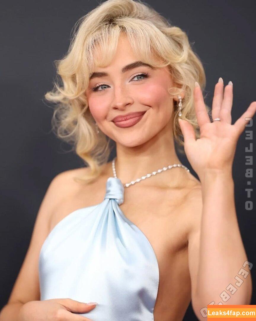 Sabrina Carpenter / https: / sabrinacarpenter leaked photo photo #5750