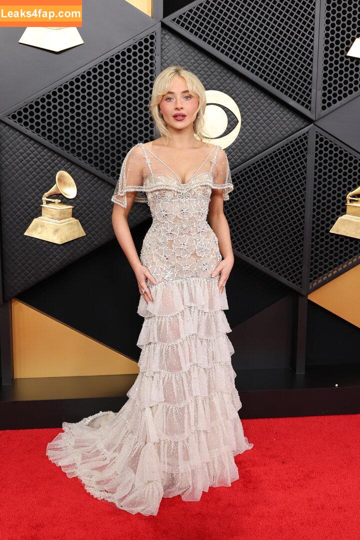 Sabrina Carpenter / https: / sabrinacarpenter leaked photo photo #5861