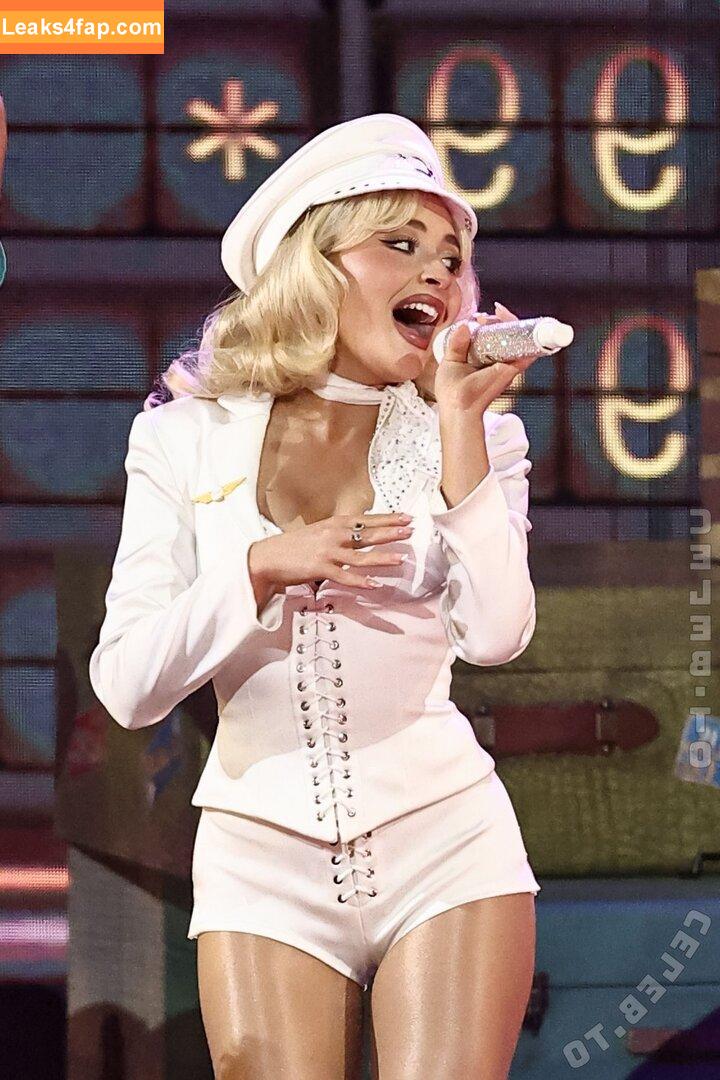 Sabrina Carpenter / https: / sabrinacarpenter leaked photo photo #5904