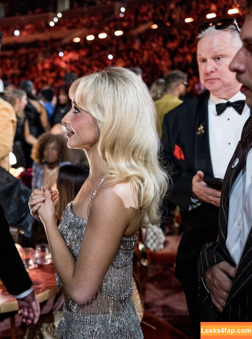 Sabrina Carpenter / https: / sabrinacarpenter leaked photo photo #5969