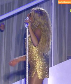 Sabrina Carpenter фото #5127