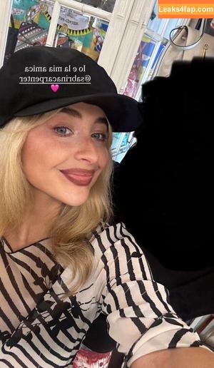 Sabrina Carpenter photo #5160