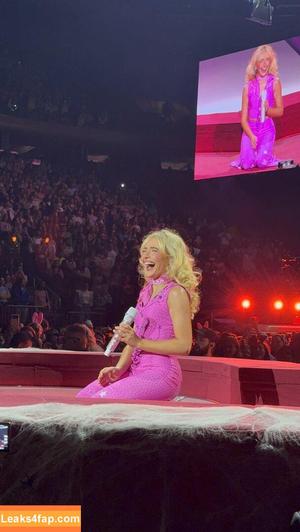 Sabrina Carpenter фото #5376