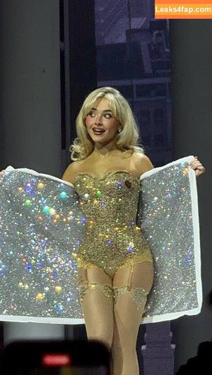 Sabrina Carpenter photo #5449