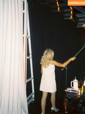 Sabrina Carpenter photo #5507