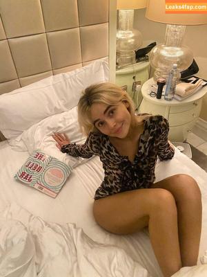 Sabrina Carpenter photo #5531