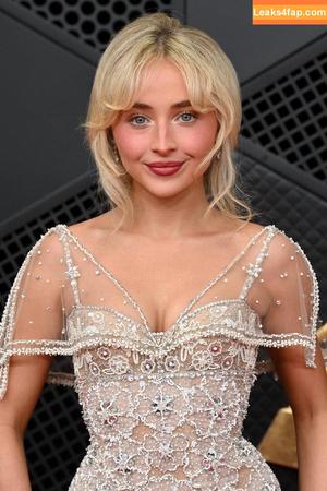 Sabrina Carpenter photo #5886