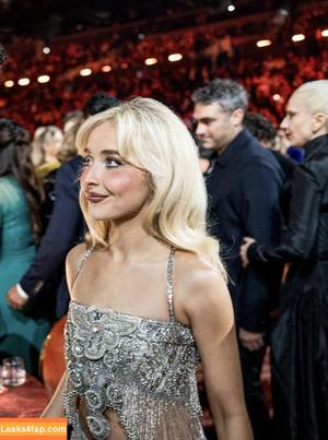 Sabrina Carpenter photo #5970