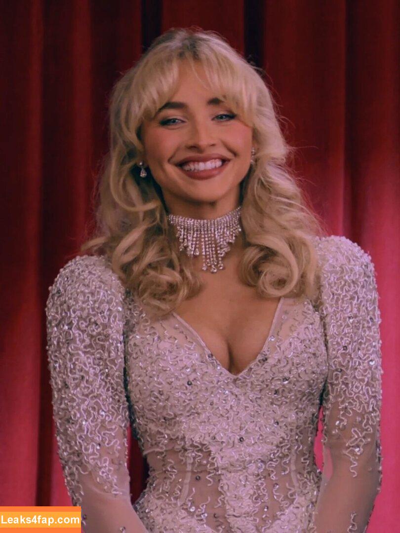 Sabrina Carpenter / https: / sabrinacarpenter leaked photo photo #6021