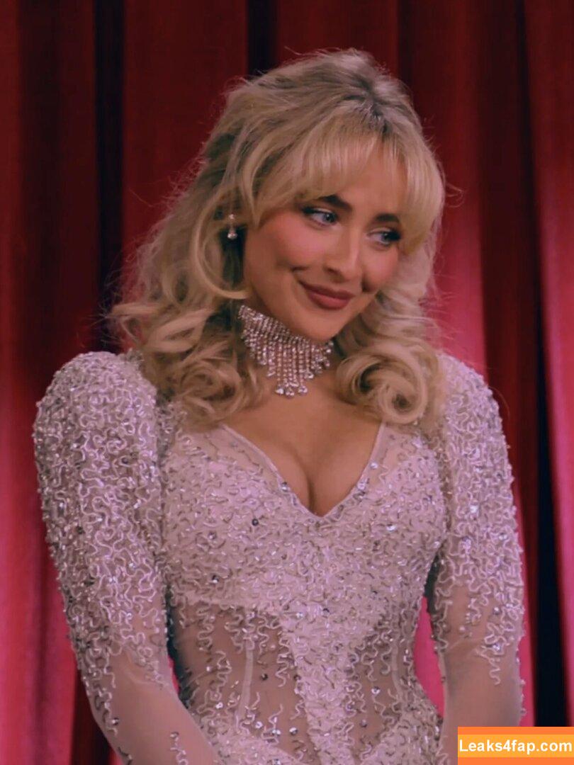 Sabrina Carpenter / https: / sabrinacarpenter leaked photo photo #6023