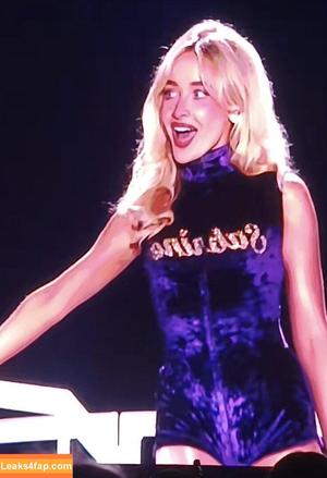 Sabrina Carpenter фото #6069