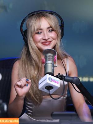 Sabrina Carpenter photo #6205