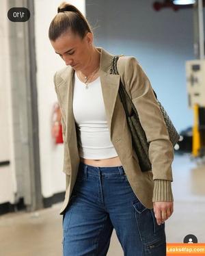 Sabrina Ionescu photo #0063