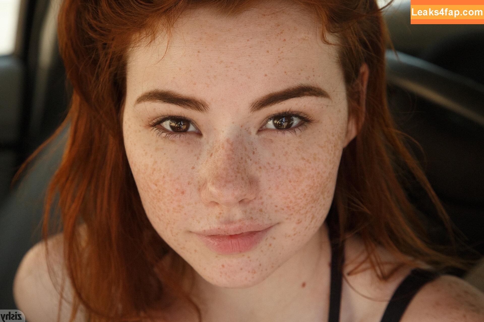 Sabrina Lynn / itssabrinalynn / sabrinalynnci слитое фото фото #0121