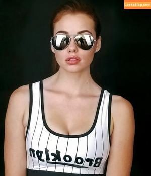 Sabrina Lynn фото #0160