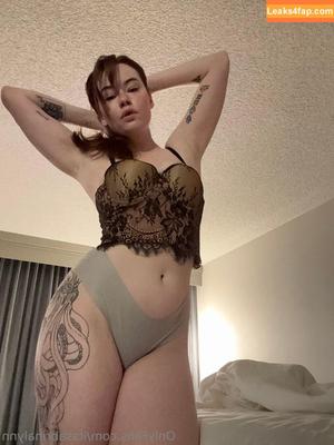 Sabrina Lynn photo #1684