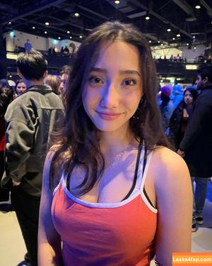 Sabrina Pezeshkian photo #0039