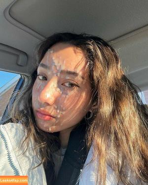 Sabrina Pezeshkian photo #0042