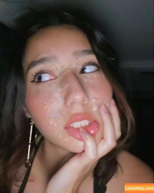 Sabrina Pezeshkian photo #0048